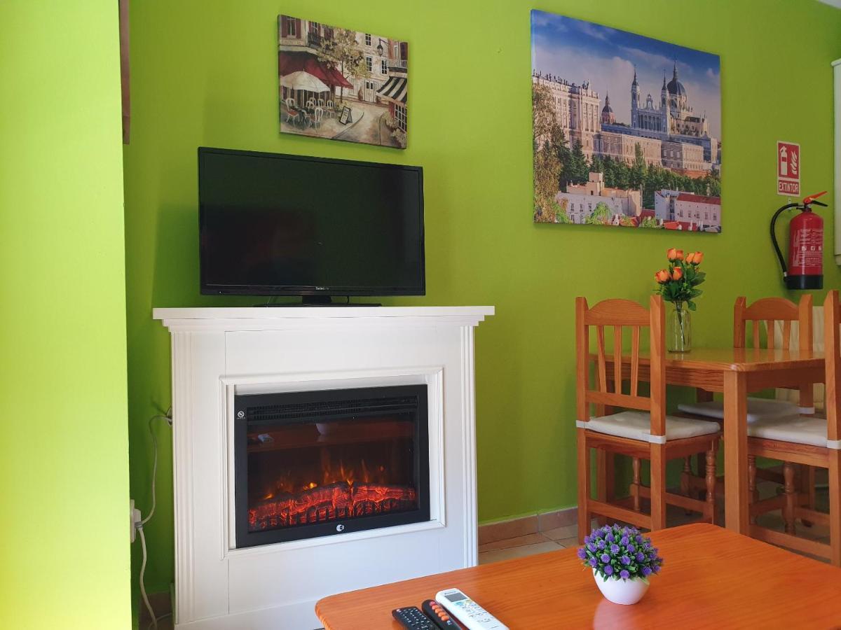 Apartamentos Dana Madrid Eksteriør bilde