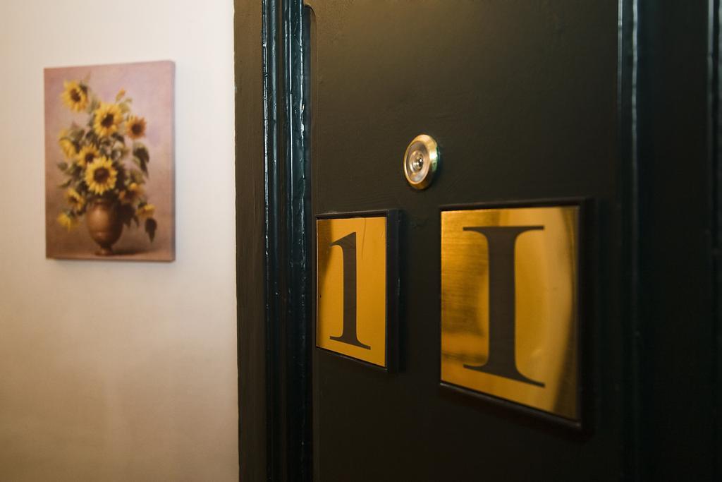 Apartamentos Dana Madrid Eksteriør bilde
